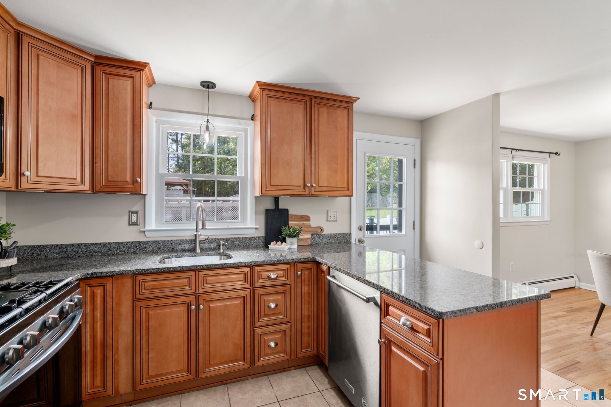 9 Gray Road South Windsor CT 06074