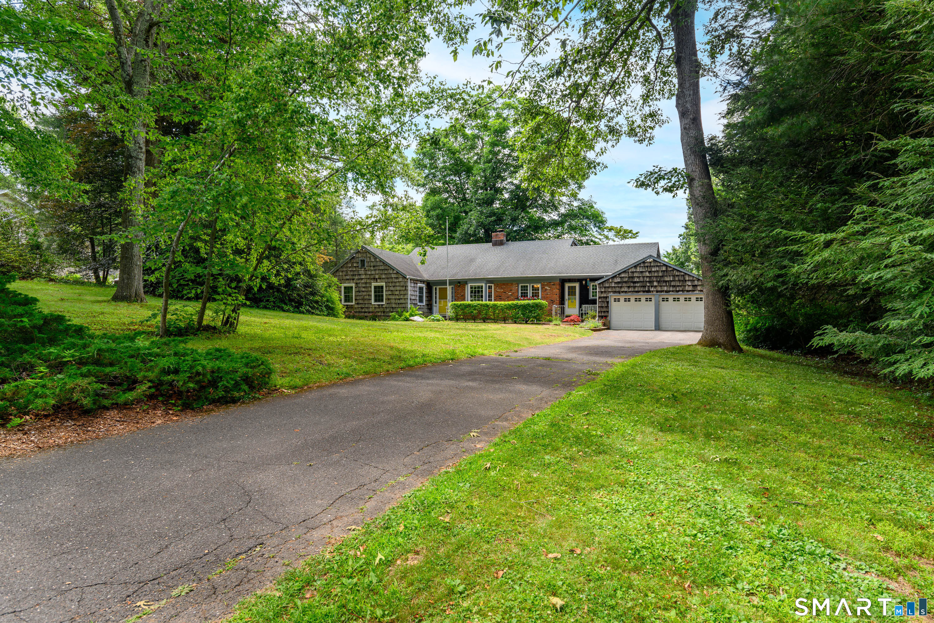 13 Jewel Lane New Fairfield CT 06812