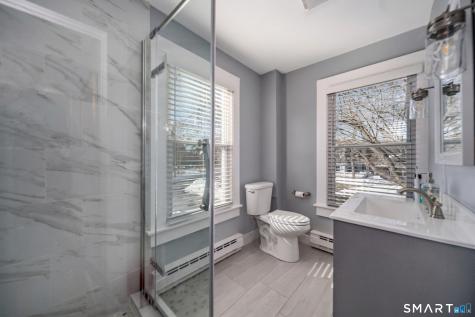 121 Middle Beach Road Madison CT 06443