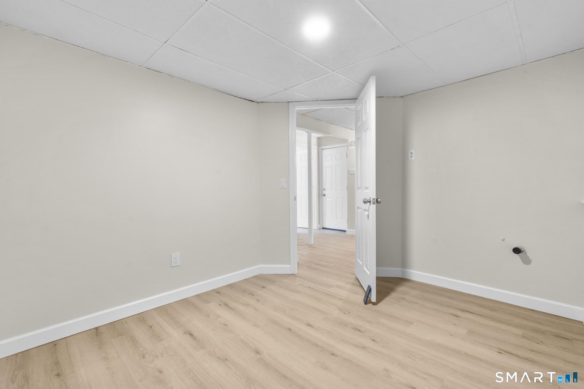 229 Homeside Avenue West Haven CT 06516