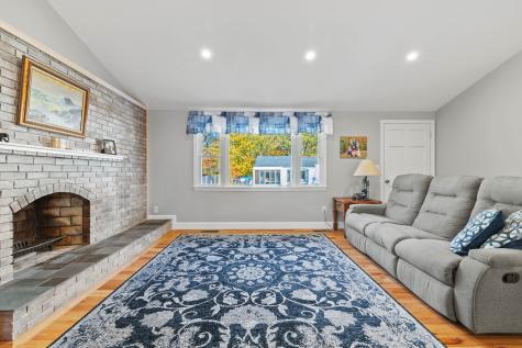 48 Billow Road East Lyme CT 06357