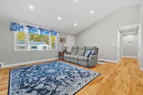 48 Billow Road East Lyme CT 06357