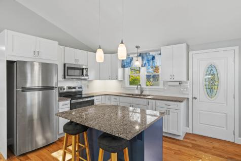 48 Billow Road East Lyme CT 06357