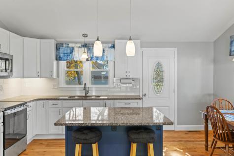 48 Billow Road East Lyme CT 06357