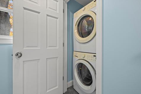 48 Billow Road East Lyme CT 06357