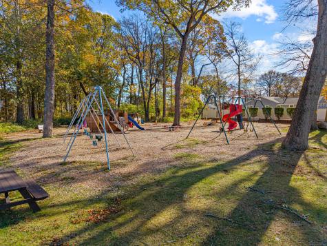 48 Billow Road East Lyme CT 06357