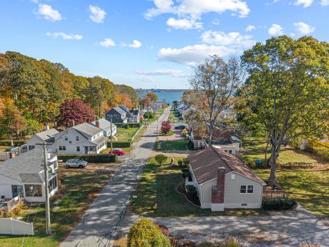 48 Billow Road East Lyme CT 06357