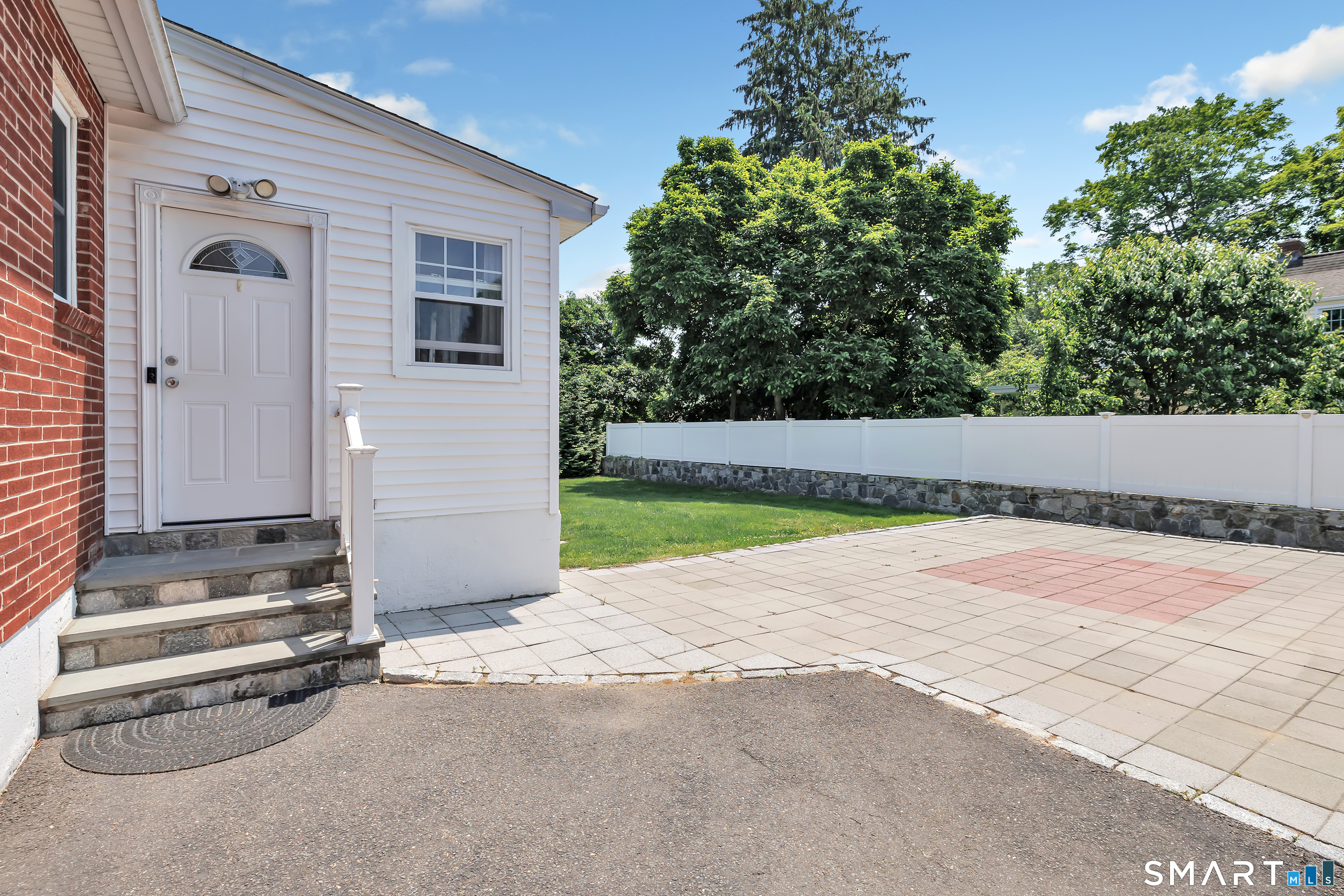 61 Wakeley Street Shelton CT 06484