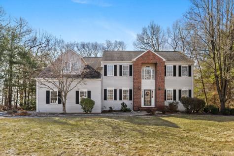 33 Roxbury Court Cheshire CT 06410