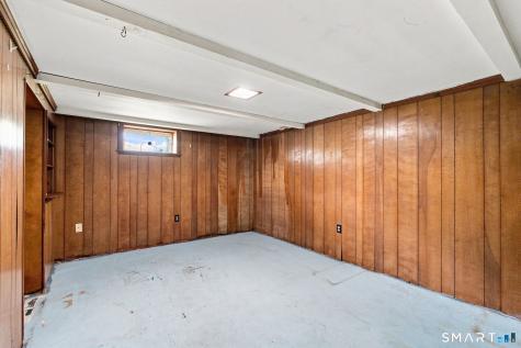 134 Oxford Drive East Hartford CT 06118