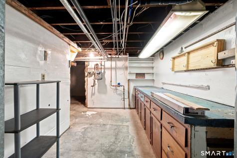134 Oxford Drive East Hartford CT 06118