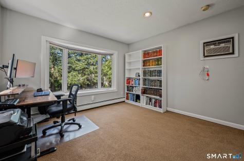 35 Fairwood Farms Drive West Hartford CT 06107