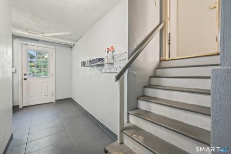 35 Fairwood Farms Drive West Hartford CT 06107