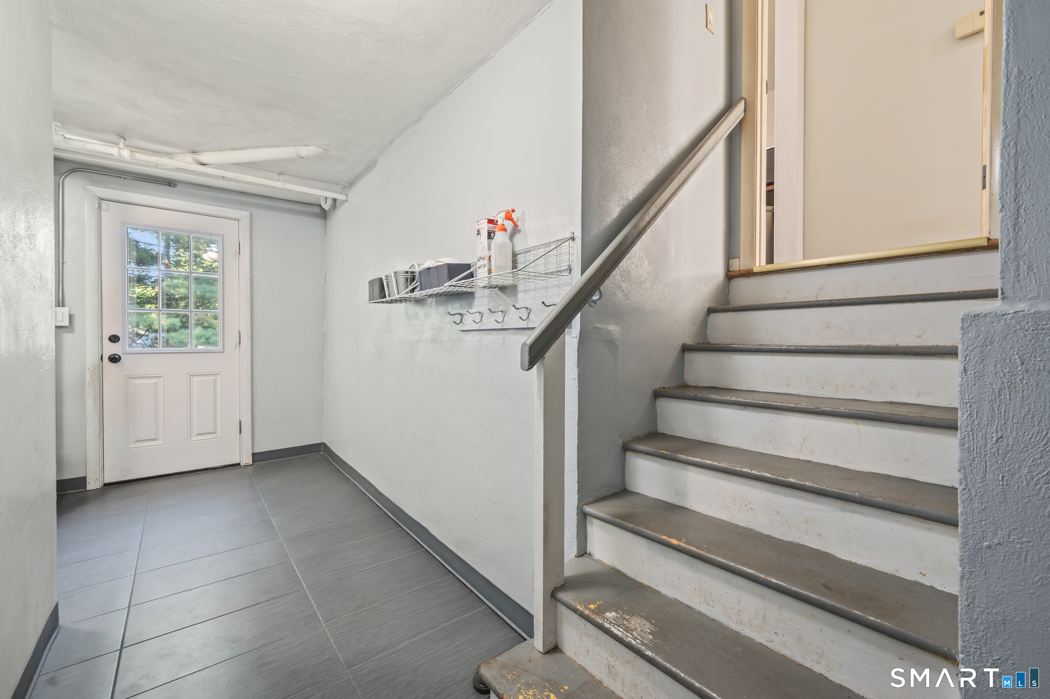 35 Fairwood Farms Drive West Hartford CT 06107