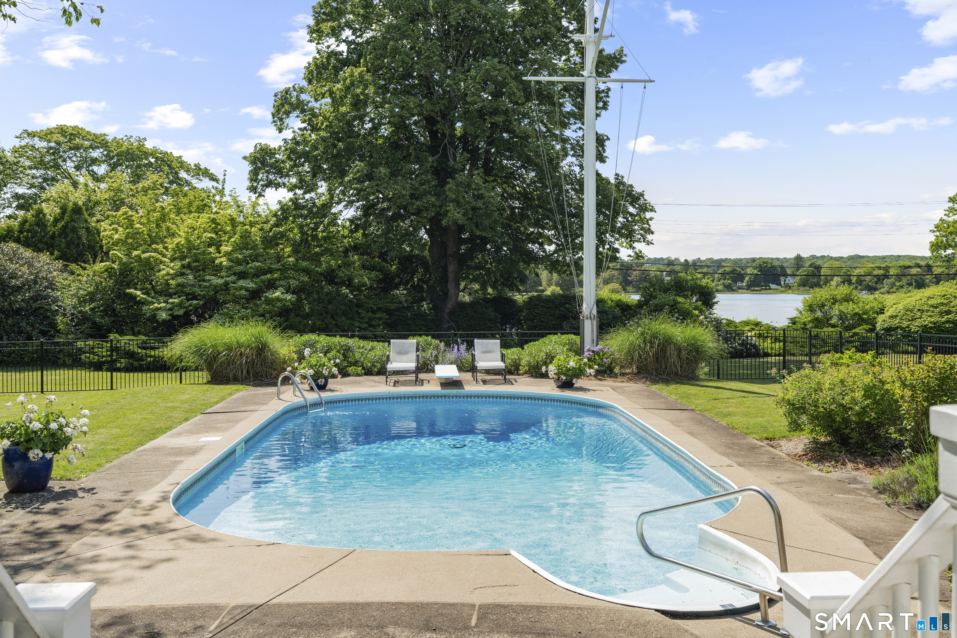 259 North Main Street Stonington CT 06378