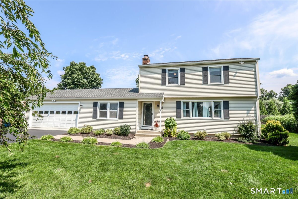 13 Far Horizons Drive Bethel CT 06801