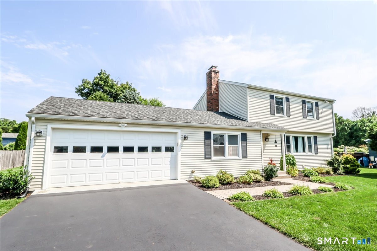13 Far Horizons Drive Bethel CT 06801