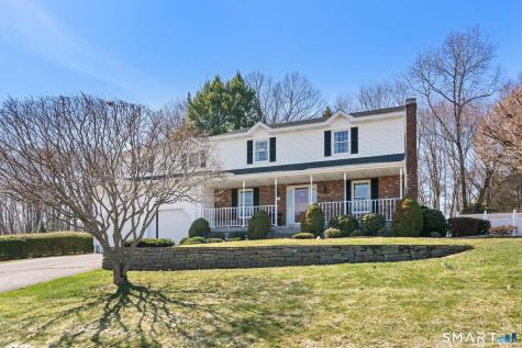 112 Woodsedge Court Berlin CT 06037