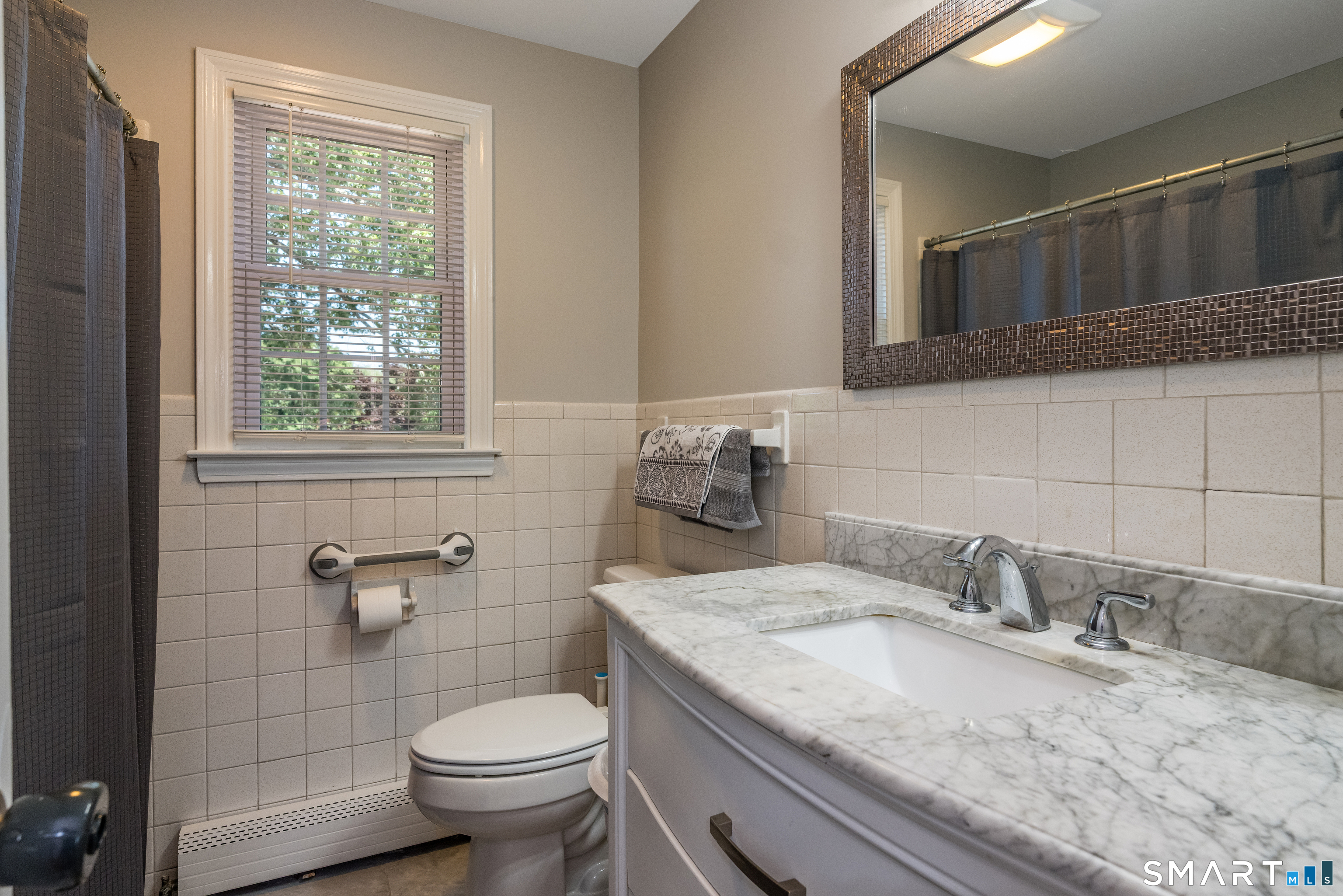170 Mungertown Road Madison CT 06443