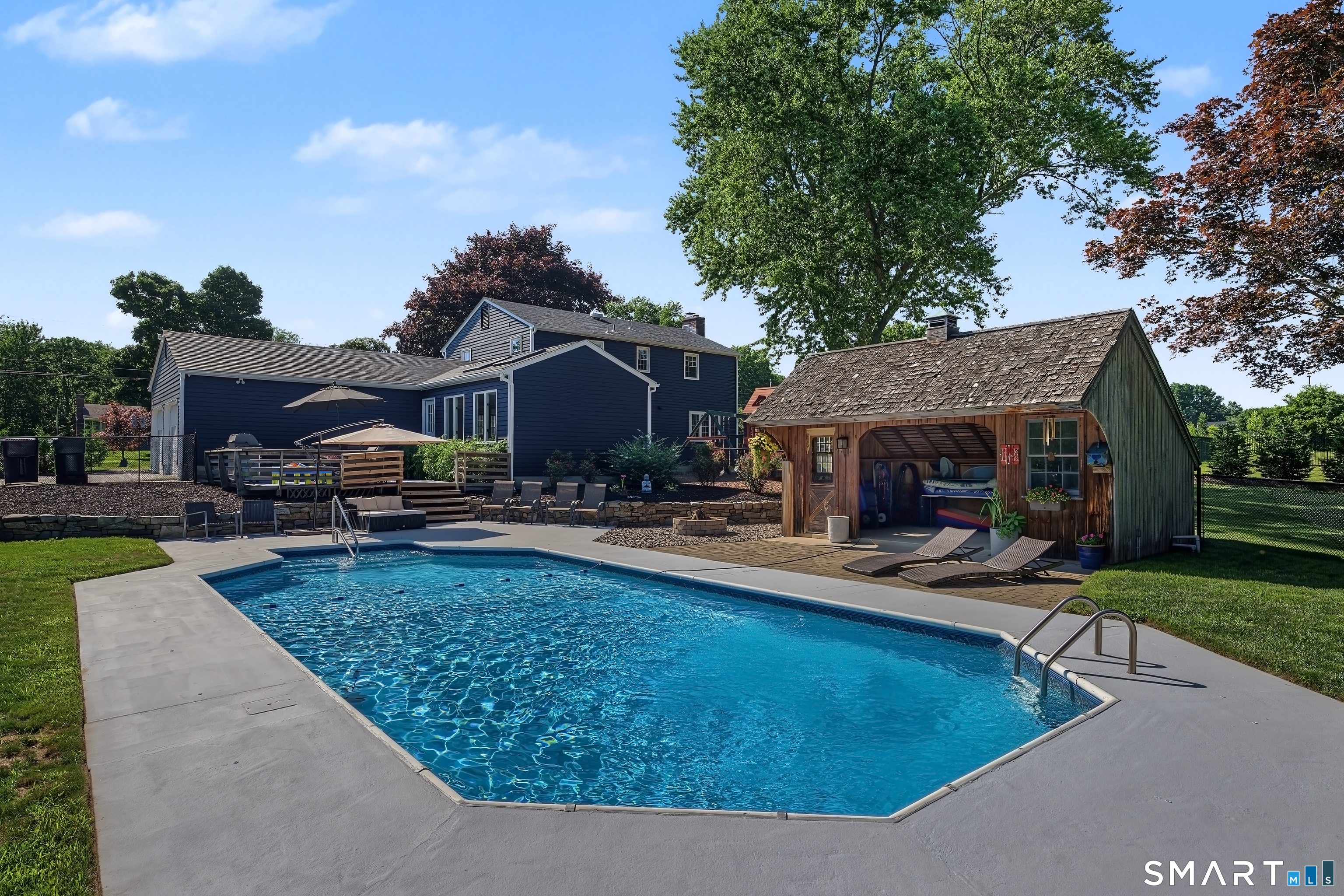 170 Mungertown Road Madison CT 06443