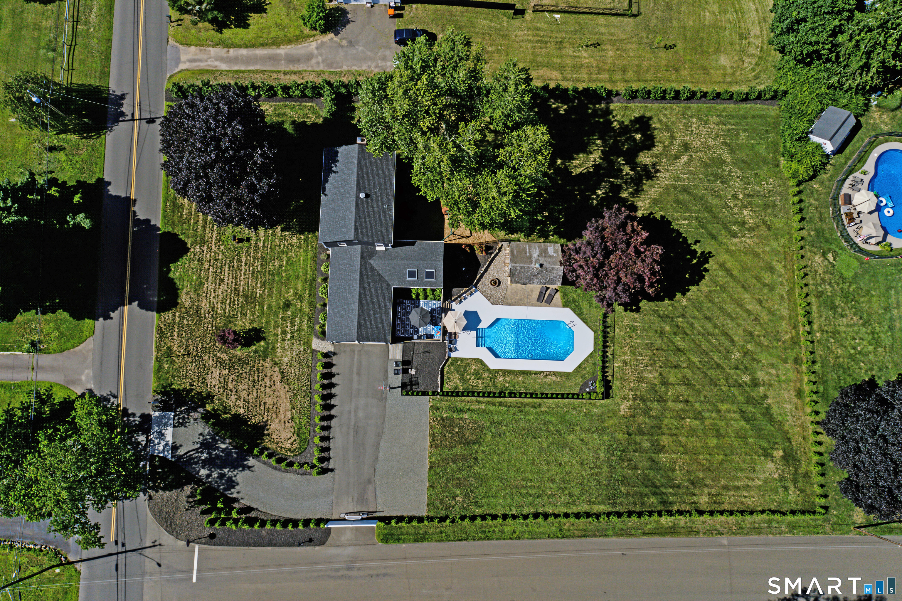 170 Mungertown Road Madison CT 06443