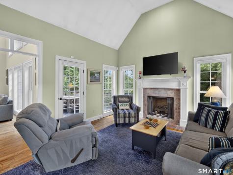 4 Scotch Pine Drive Shelton CT 06484
