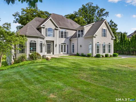 4 Scotch Pine Drive Shelton CT 06484