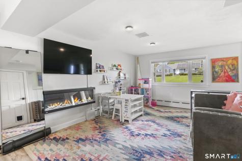116 Far Horizons Drive Easton CT 06612