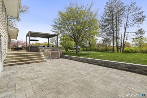 116 Far Horizons Drive Easton CT 06612