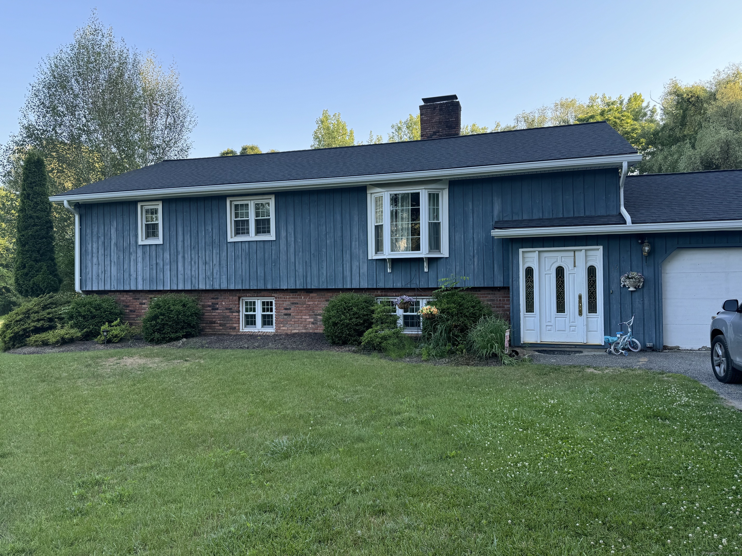 15 Drapeau Road New Milford CT 06776