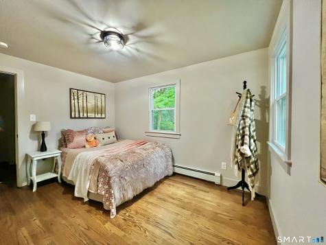 32 Forest North Court Hamden CT 06518