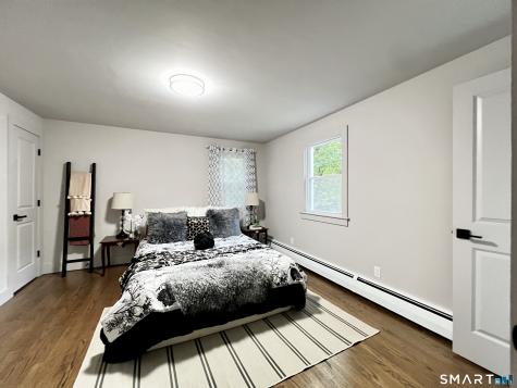32 Forest North Court Hamden CT 06518