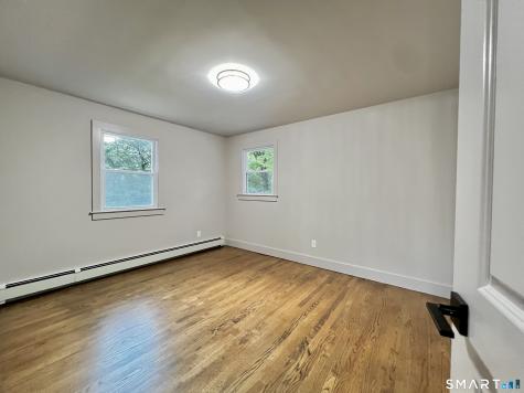 32 Forest North Court Hamden CT 06518