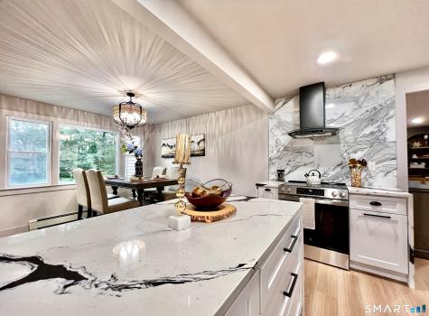 32 Forest North Court Hamden CT 06518