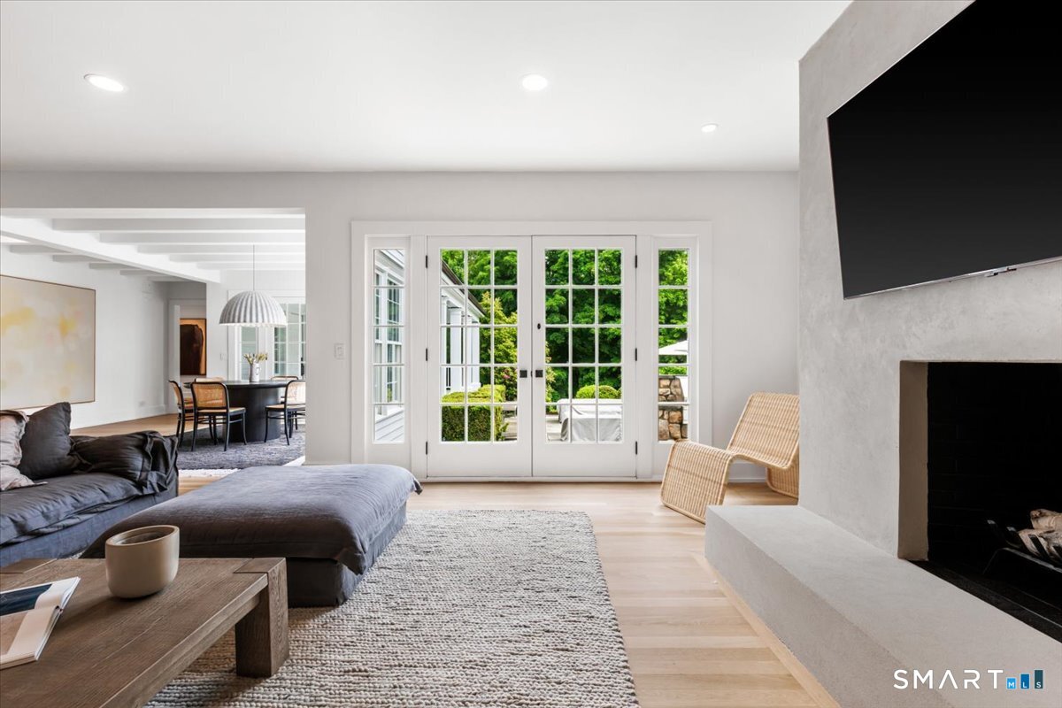 256 Country Club Road New Canaan CT 06840