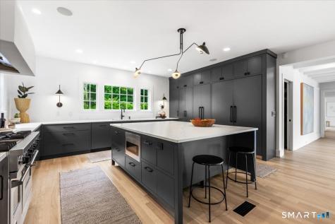 256 Country Club Road New Canaan CT 06840