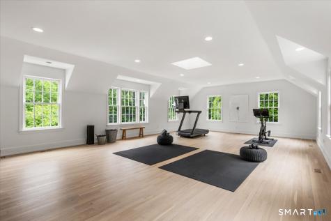 256 Country Club Road New Canaan CT 06840