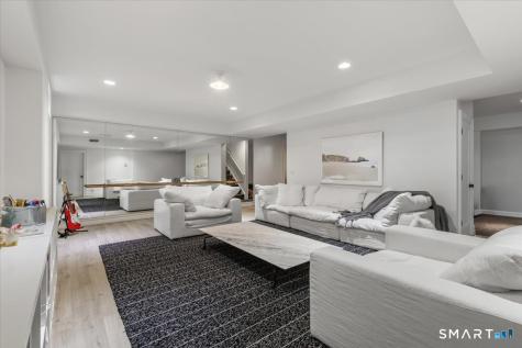 256 Country Club Road New Canaan CT 06840