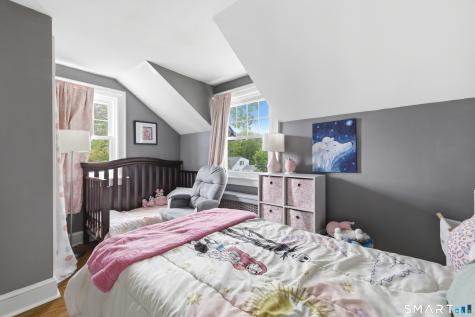 17 Riverdale Road Enfield CT 06082