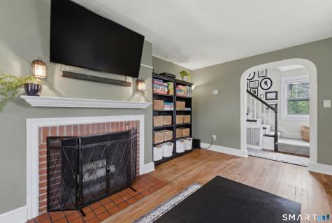 17 Riverdale Road Enfield CT 06082