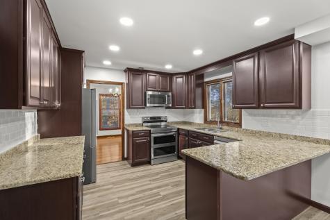 132 Linsley Lake Road Branford CT 06471