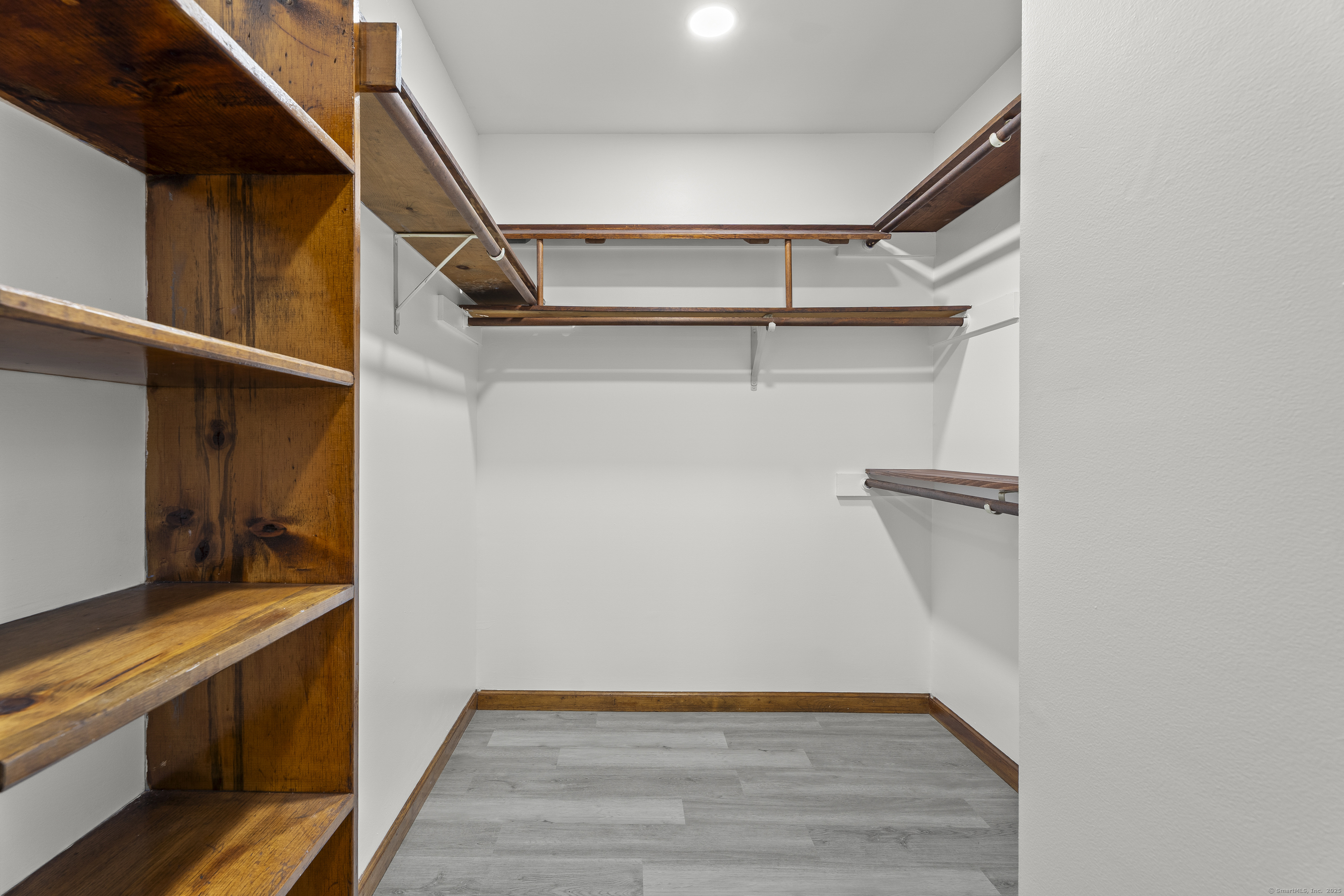 132 Linsley Lake Road Branford CT 06471