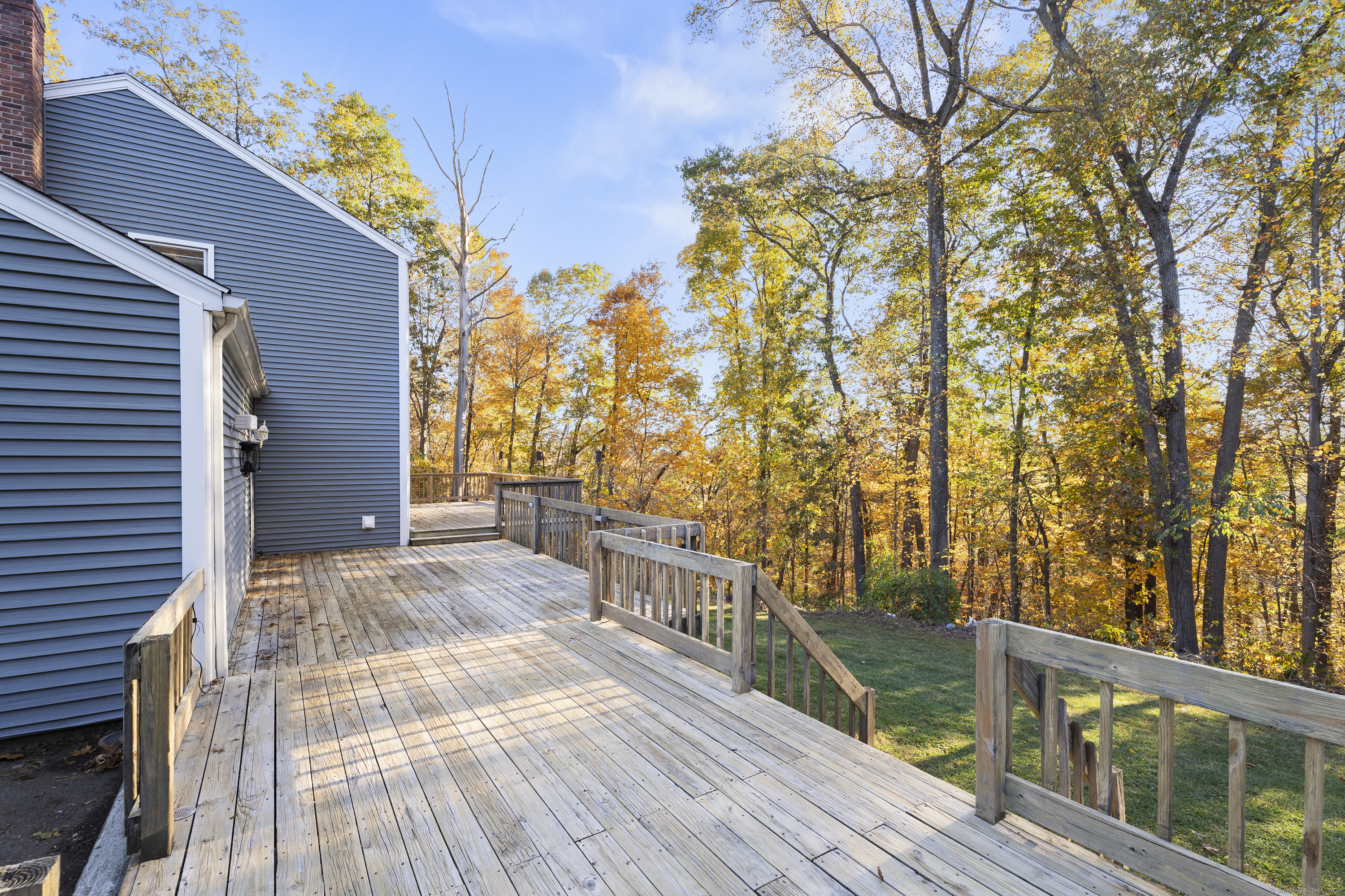 132 Linsley Lake Road Branford CT 06471