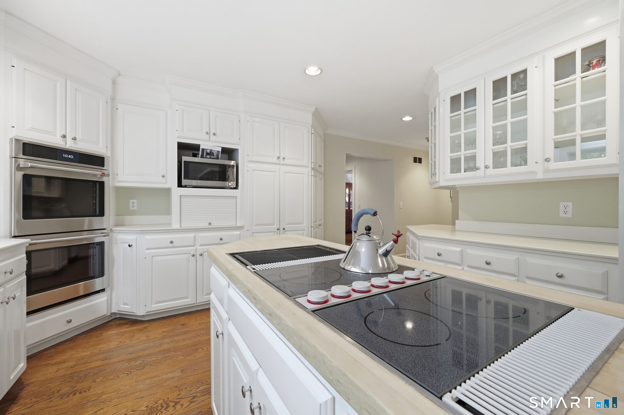 45 Longview Road Avon CT 06001