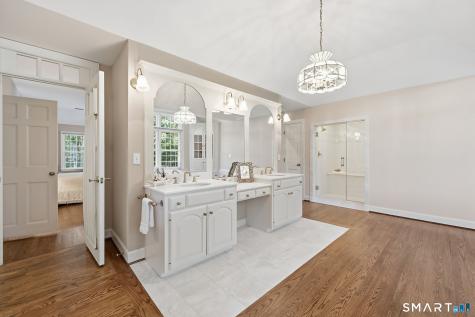 45 Longview Road Avon CT 06001