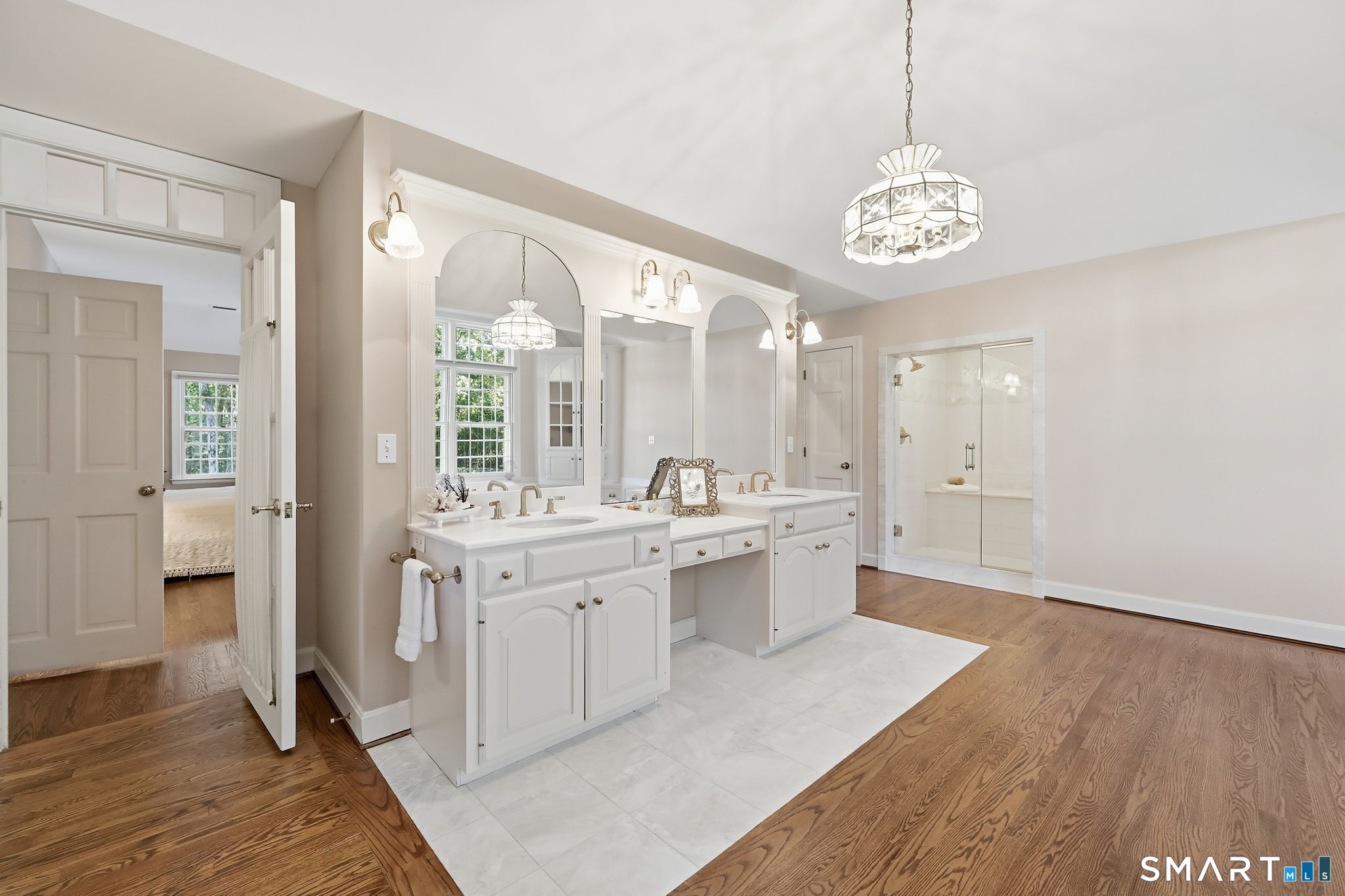 45 Longview Road Avon CT 06001