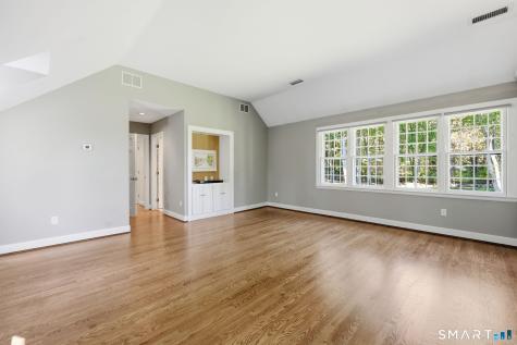 45 Longview Road Avon CT 06001