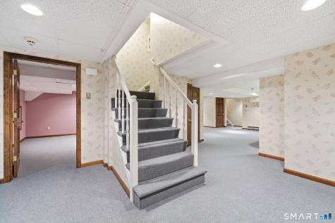 45 Longview Road Avon CT 06001