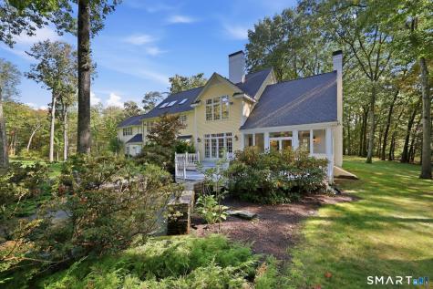 45 Longview Road Avon CT 06001