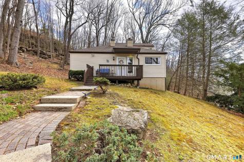 41 Chatham Lane Bristol CT 06010